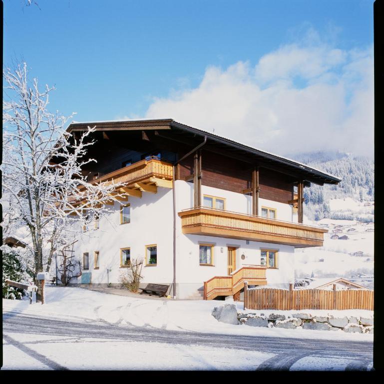 Pension Kristall Брамберг-ам-Вильдкогель Экстерьер фото